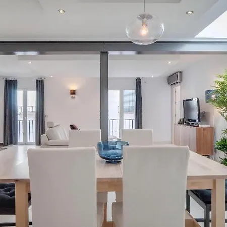 In Old Town Апартаменти Марбелья